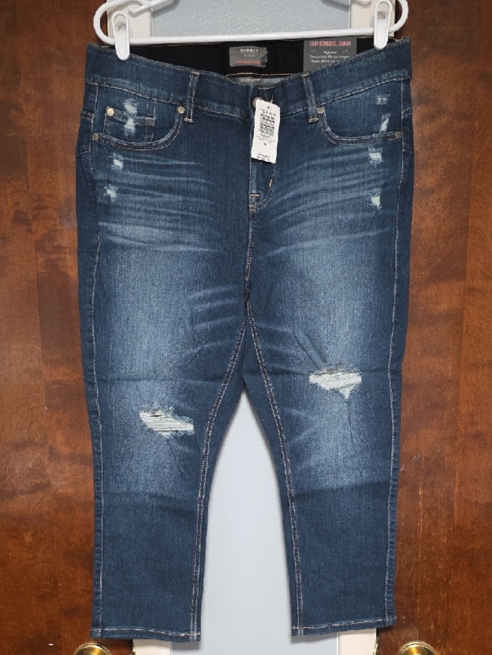NWT SIZE 16 Torrid Dark Indigo Bombshell Cropped Skinny Jeans